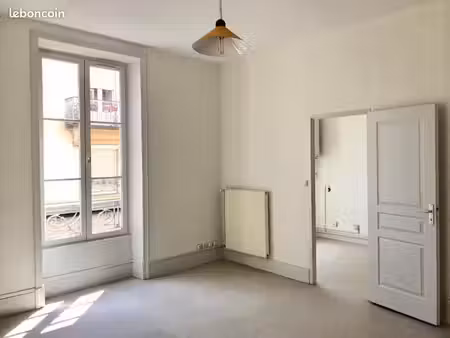 appartement 1 pièce 31 m²