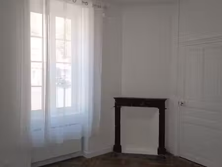 2 pièces · 39 m² · angers gare avec cour privée