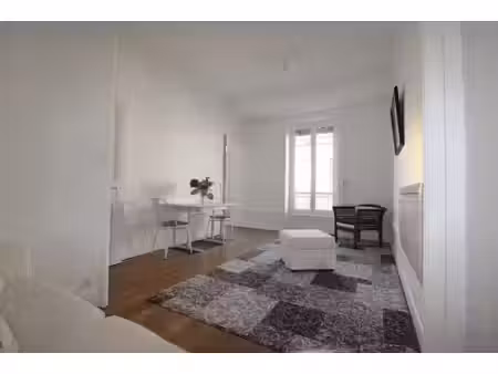 location appartement 1 pièce 33 m² à lyon 6 (69006)