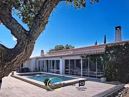 villa le muy 7 pièces 234 m2- piscine- t3- garage