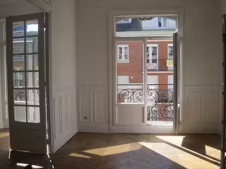 appartement 2 pièces 70 m² à louer saint-quentin 02100 ? | era immobilier