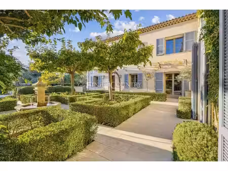 a vendre, superbe villa cap d'antibes