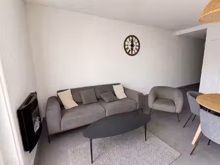 location appartement 4 pièces, 82.65m², saint