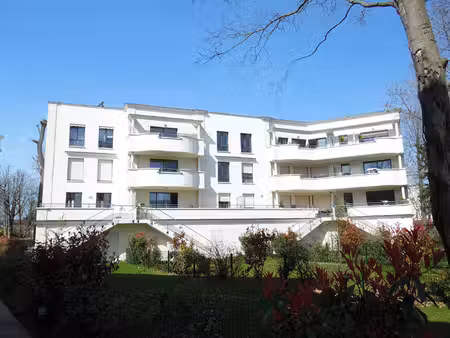 location appartement 2 pièces, 49.61m², bry
