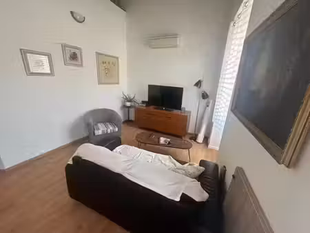 location appartement 1 pièce 37 m² à nîmes (30900)