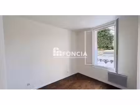 appartement à vendre près du métro croix de chavaux (ligne 9), montreuil