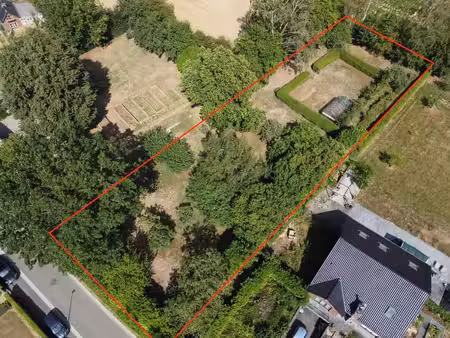 terrain à bâtir situé dans une rue très calme à pajottegem