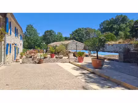 propriété 253 m² avec piscine et dépendances 79220 germond rouvre