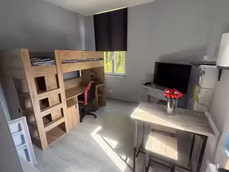 studio de 14 m2 / proche facs / saint-leu