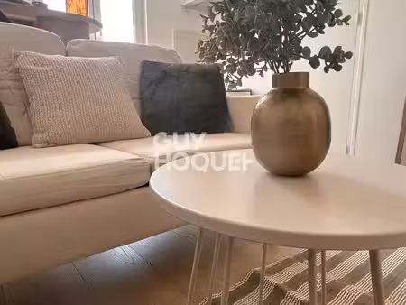 saint roch - appartement type 2 meublé et renové d'environ 20m² (a 15 minutes a pied du ce
