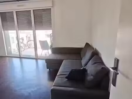 location meublée appartement 4 pièces 78 m² à saint-denis (93200), 650 €