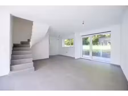 maison à vendre avec garage et terrasse , thuin (vbe56867)