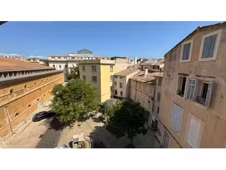 aix en provence - t2 meublé avec terrasse