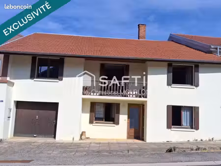 propriété 3 pièces 106 m²
