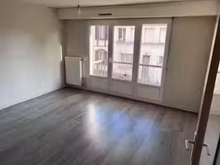 location appartement 3 pièces 62 m² à chartres (28000), 750 €
