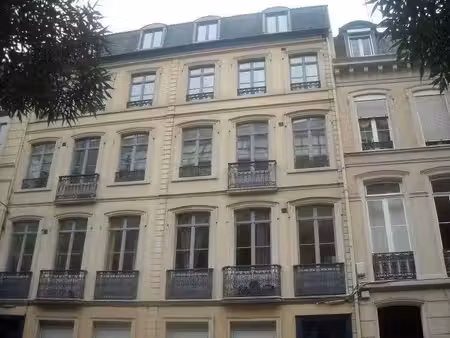 location meublée appartement 1 pièce 25 m² à lille (59000), 540 €