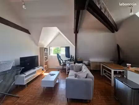 appartement f2 longueau en face de la mairie