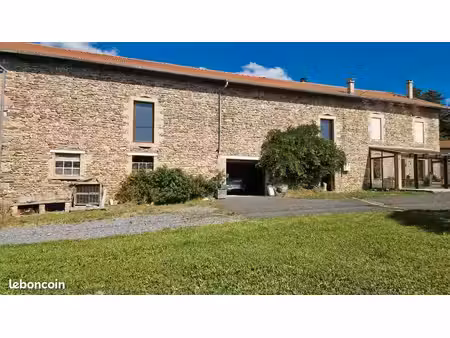 maison en pierre