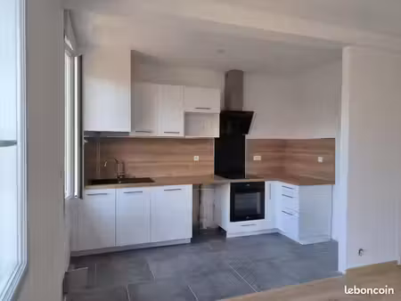 location t3 pessac monteil