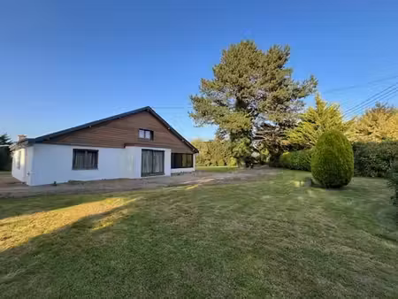 belle villa 3 ch sur grand terrain arboré