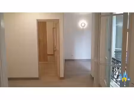 location appartement 2 pièces 35m² courbevoie 92400