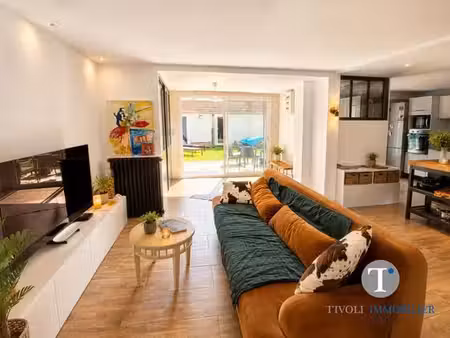 maison de luxe de 5 pièces en vente à bordeaux, france