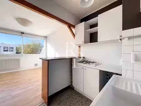 t2 avec cave et garage