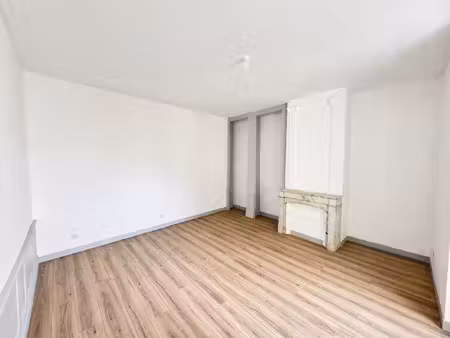 studio rénové / centre-ville