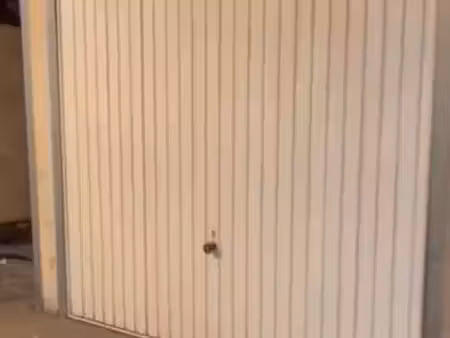 garage/ box à louer