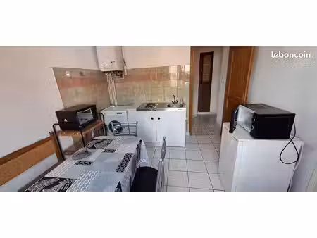 location studio meublé 38m2