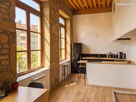 appartement t3 de type canut, rénové, mezzanine, proche parc de la tête d'or – caluire et 