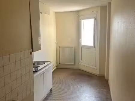 t2 à pompeyrie