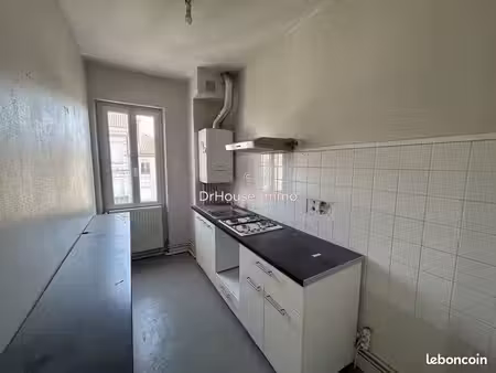 appartement 3 pièces 64 m²