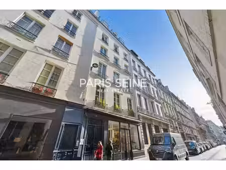 ** grenelle ** charmant studio vide avec coin nuit !