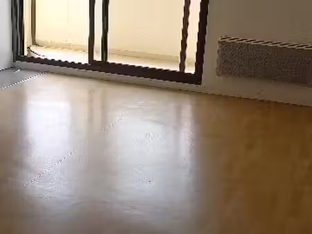 appartement t2 bordeaux - 48 m2 - 683 euros ttc