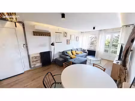 appartement t3 62m² au dernier étages à la cepiere
