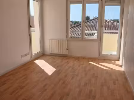 a louer t2 non meublé , 38 m², bordeaux saint augustin, 3ème étage