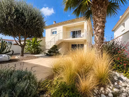 maison à vendre vaux-sur-mer