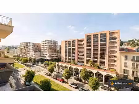 vente appartement 1 pièces 25 m2 à nice