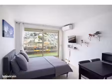 grand studio-terrasse