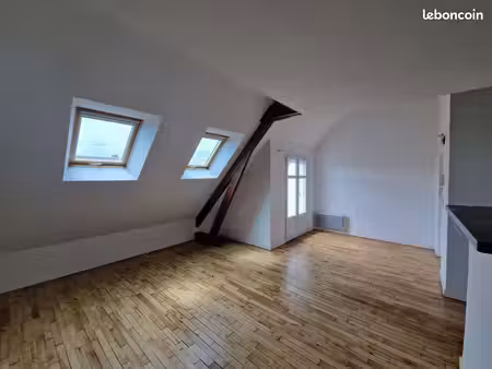 particulier loue t2 duplex centre de saint-nazaire