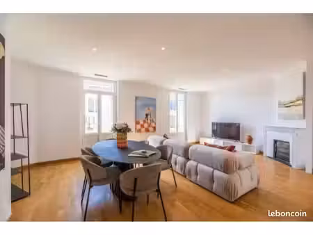 appartement location à l’année scolaire centre ville île rousse