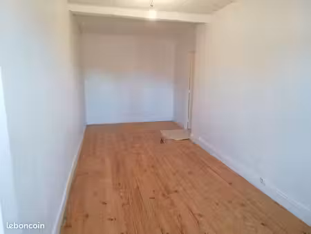 location f3