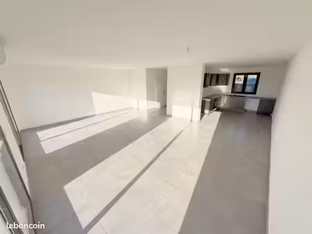 villa 5 pièces 125 m²