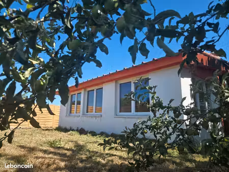 ensemble normand de charme à 20 min de honfleur : maison à colombages rénovée + bâtiment à