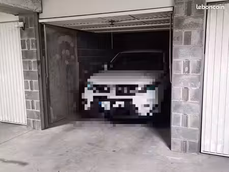 garage box large spécial suv (porte 2,50m) – lille grand palais