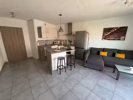 t2 moderne 40m2 au centre ville