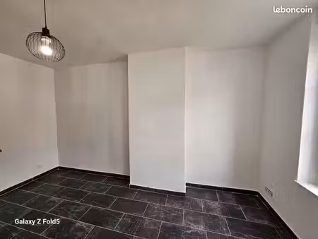appartement t2 à louer rénové à saint-quentin