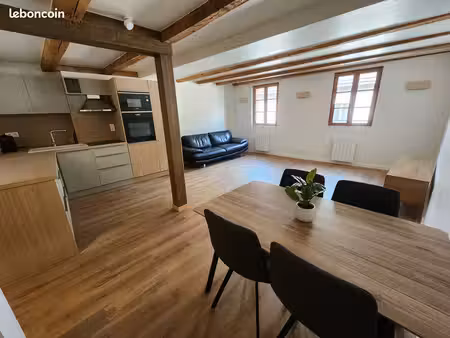 appartement meublé refait à neuf – annecy centre t2