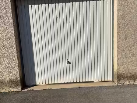 garage fermé box